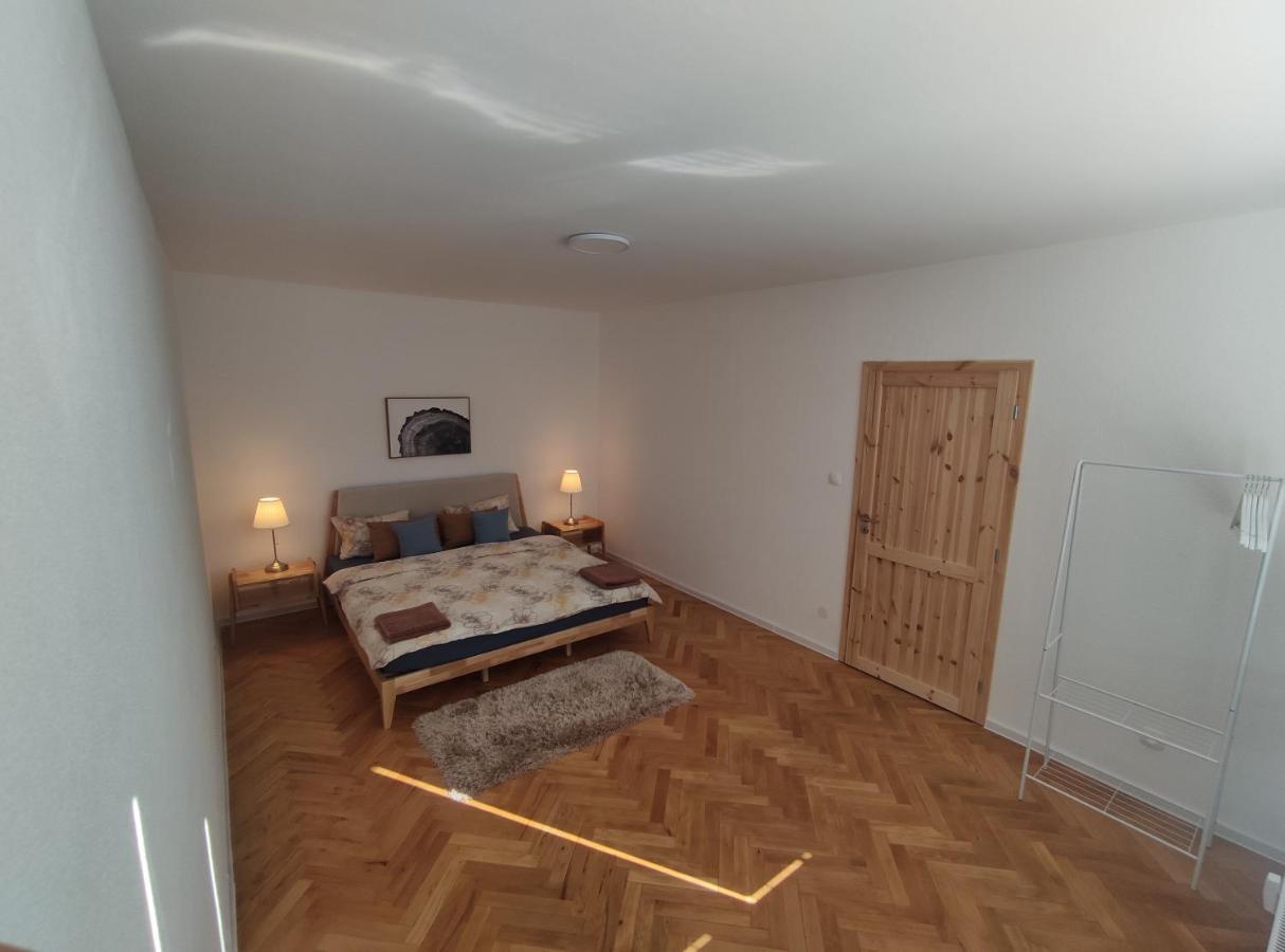 Sky Apartment Prievidza Exterior photo